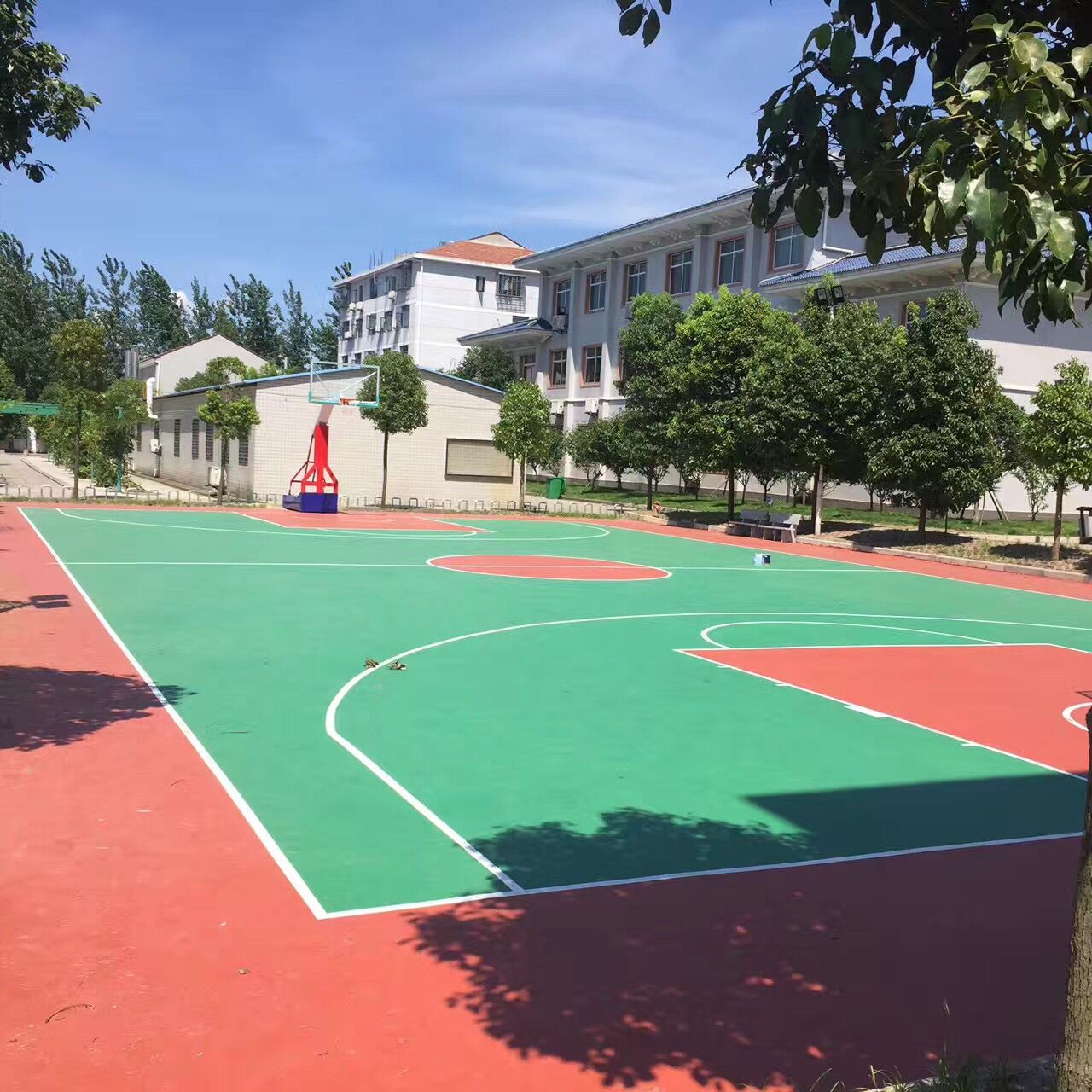 矽pu籃球場